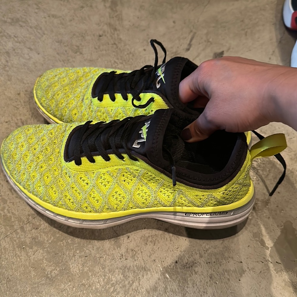 APL neon yellow with black trim
